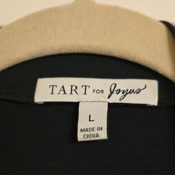 Tart Black V-Neck Sheath Mini Dress - Picture 2 of 12